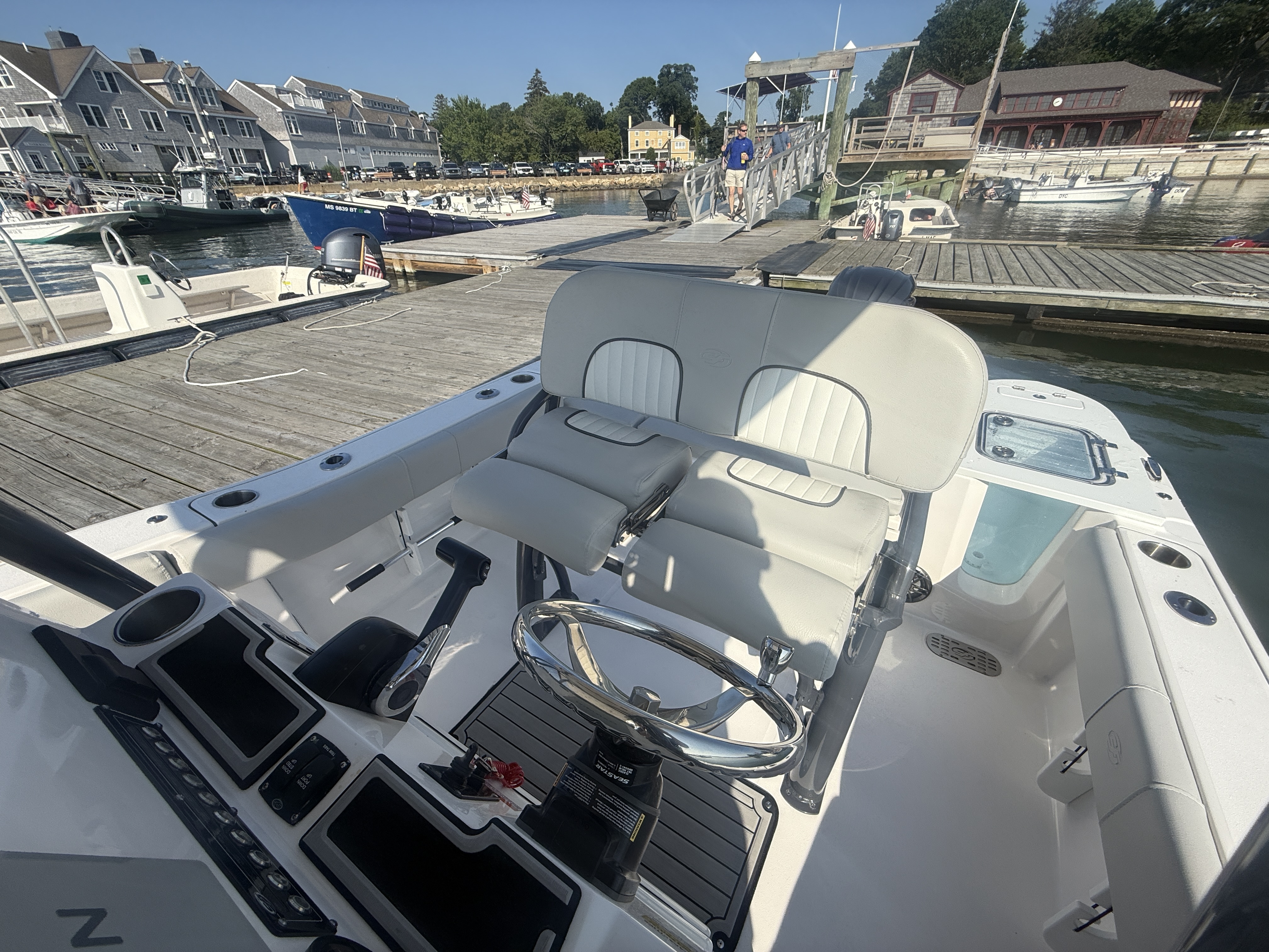 2024 Sea Fox 228 Commander