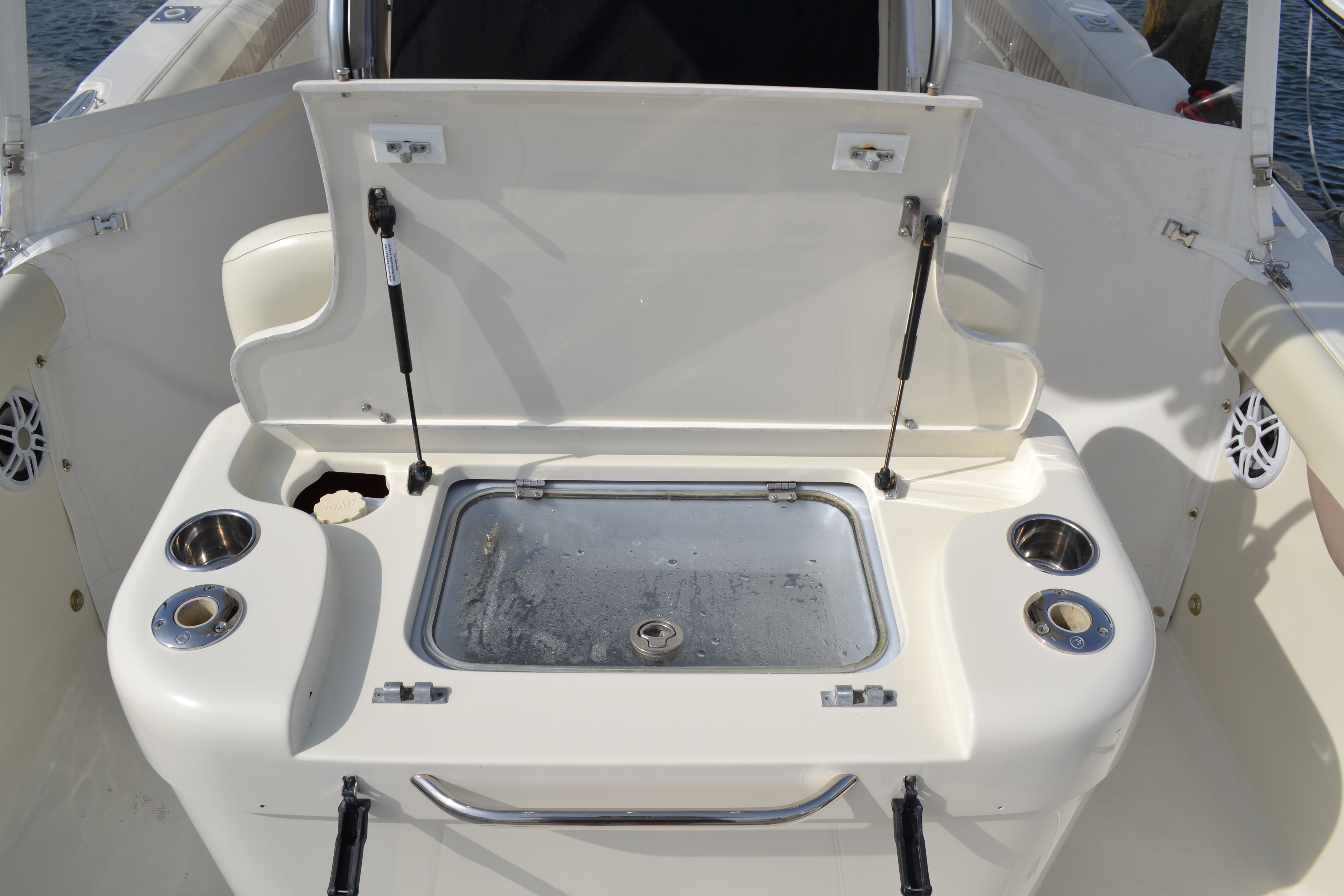 2007 Hydra-Sports Vector 2900 CC