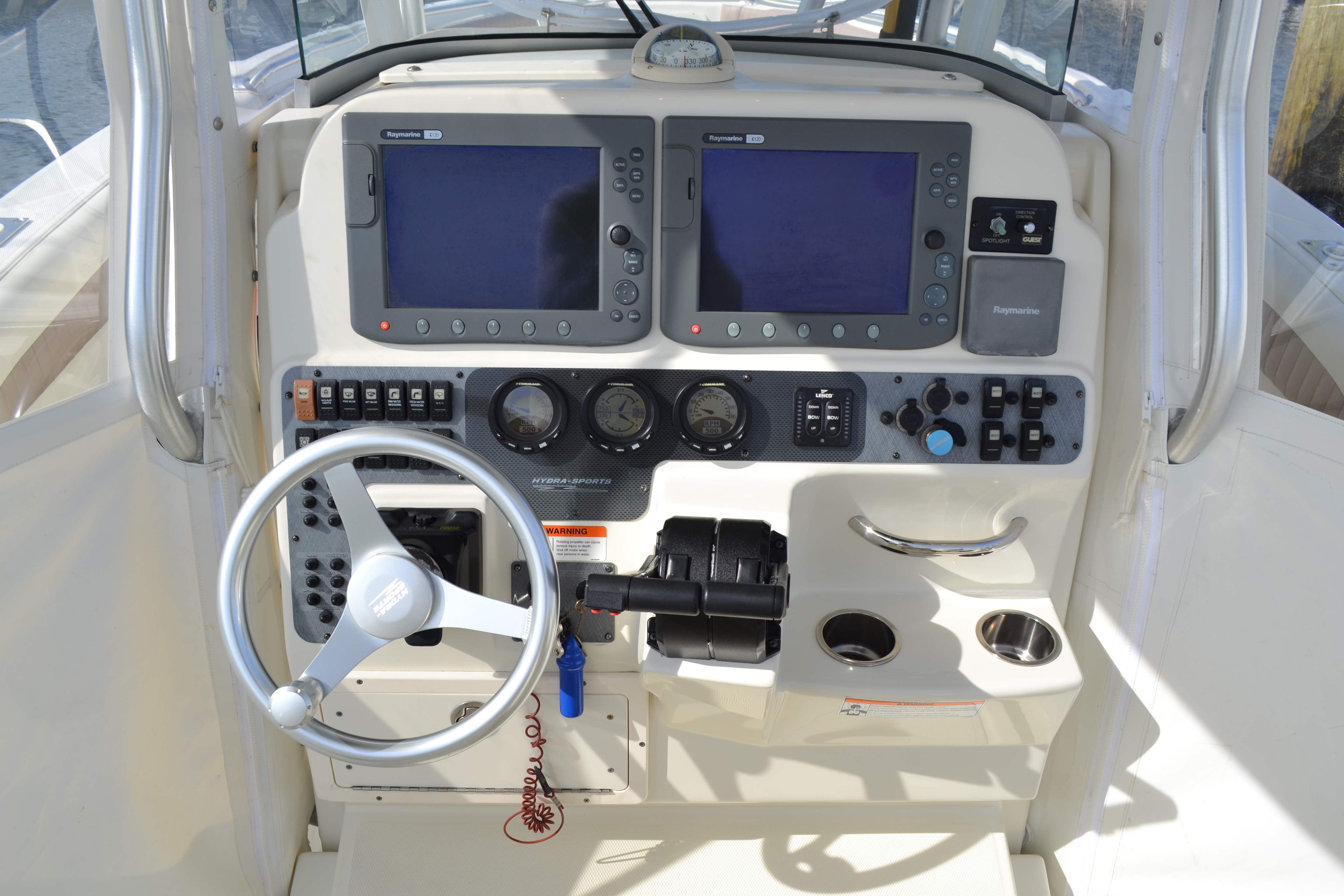 2007 Hydra-Sports Vector 2900 CC